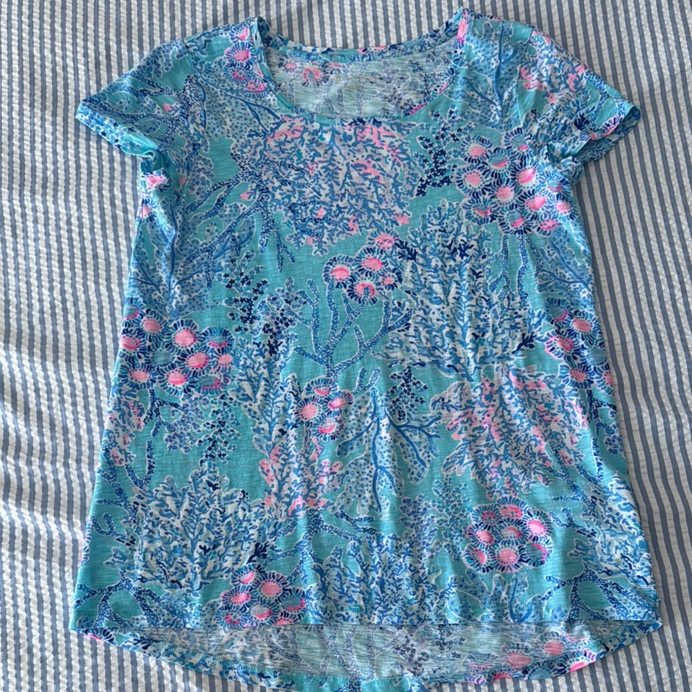 Lilly Pulitzer T-shirt size small